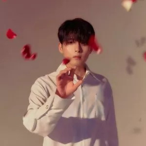 دانلود آهنگ جدید RYEOWOOK به نام Bluebird