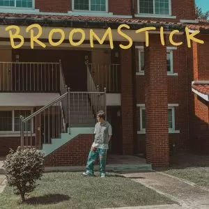 دانلود آهنگ Broomstick Holynn
