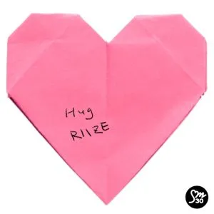دانلود آهنگ Hug RIIZE
