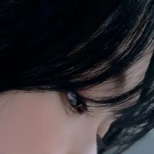 دانلود آهنگ Loneliness is Choi Yuree