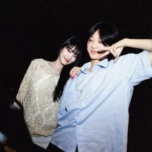 دانلود آهنگ blue (with MINNIE) Yung Kai